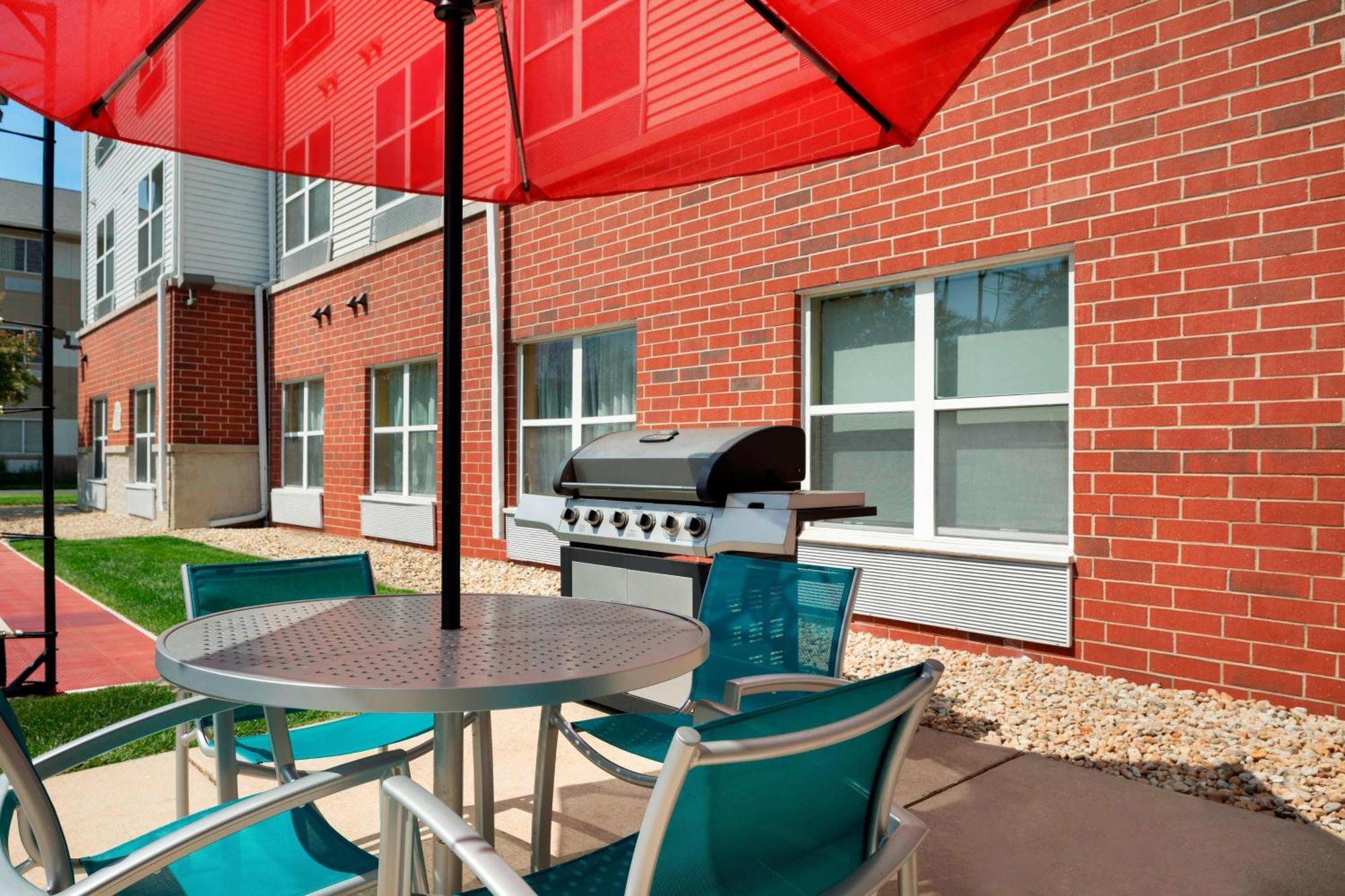 Towneplace Suites By Marriott Chicago Naperville Exterior photo