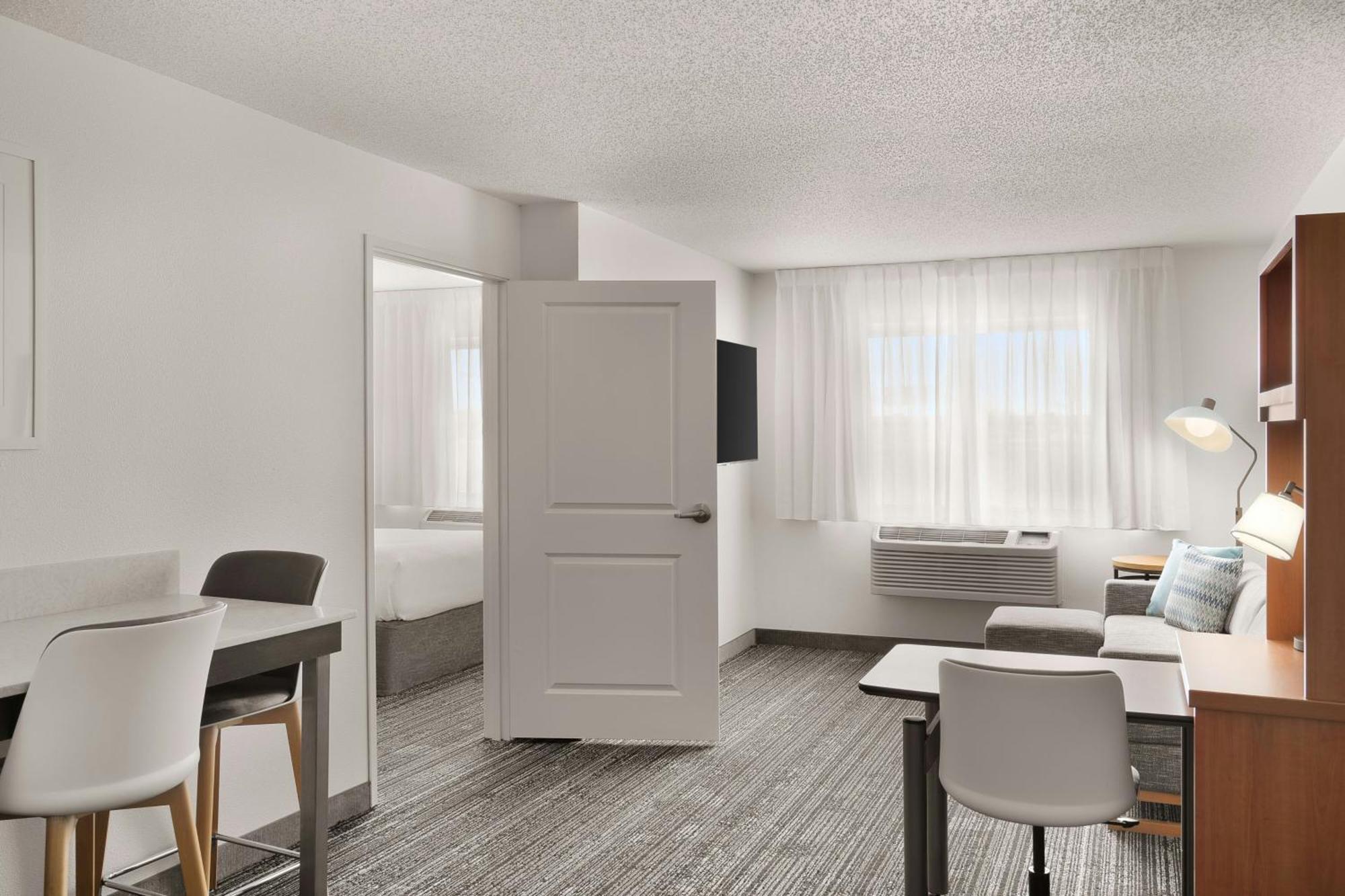 Towneplace Suites By Marriott Chicago Naperville Exterior photo